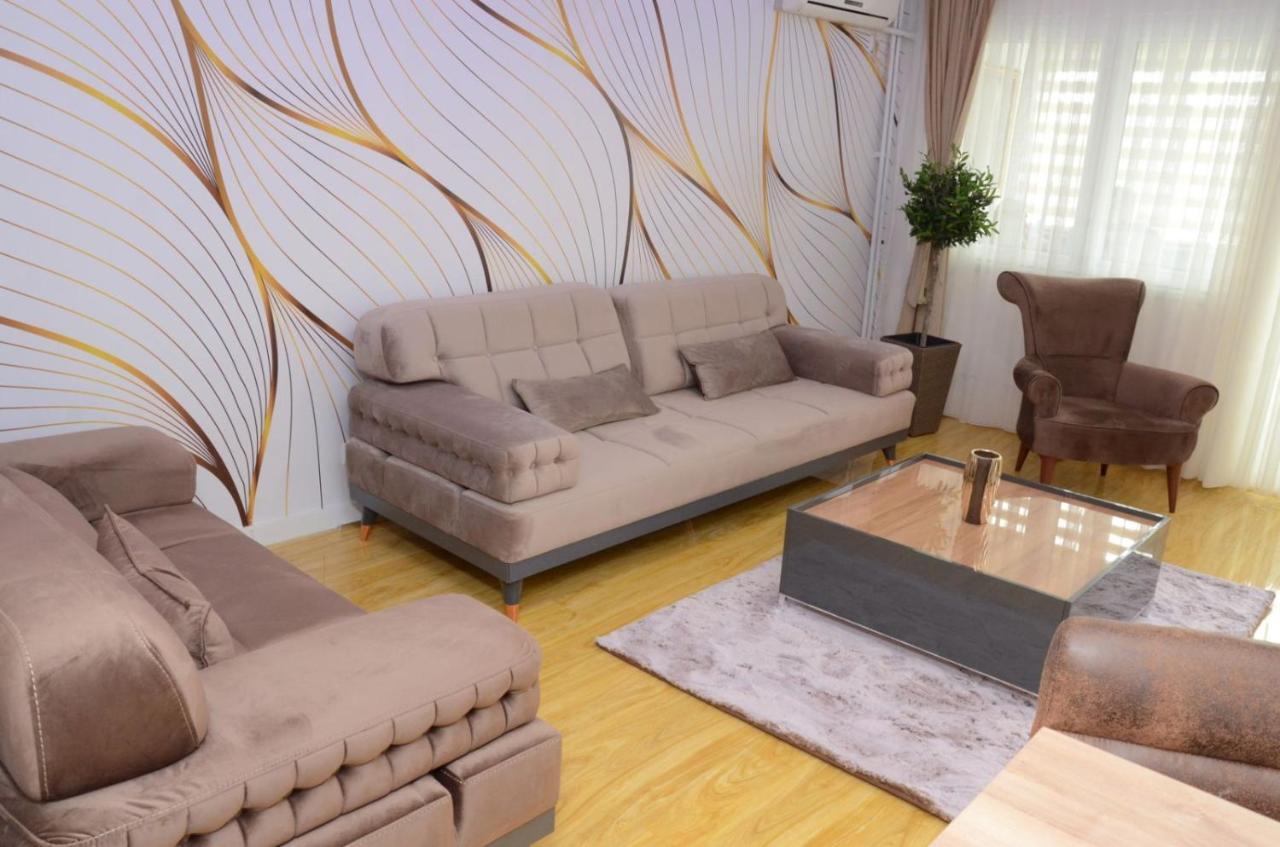 Centar 5 Star Kraljevo Exterior foto